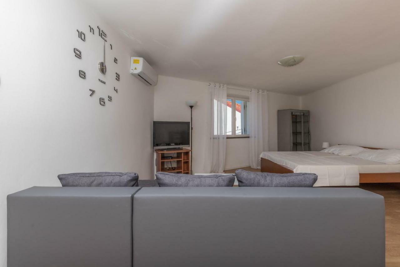 app Cor2 Lägenhet Selce Exteriör bild